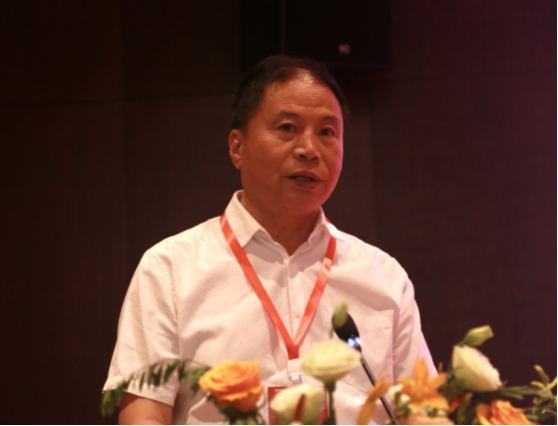 6第四届萱草学术与产业研讨会在西安召开435 6第四届萱草学术与产业研讨会在西安召开435