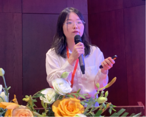 21第四届萱草学术与产业研讨会在西安召开1876 21第四届萱草学术与产业研讨会在西安召开1876